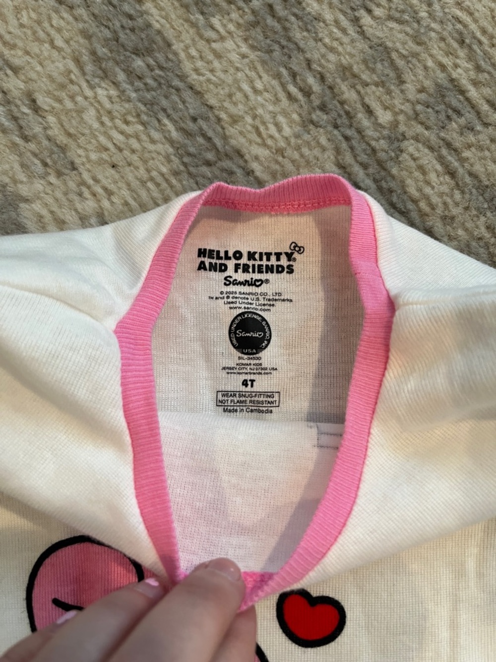 Hello Kitty Pajama Set - Picture 3 of 5